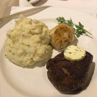 5th Street Steakhouse food