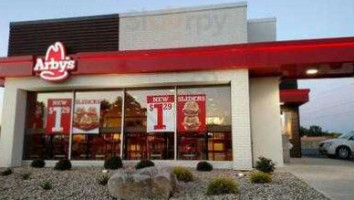 Arby's Roast Beef Restaurant outside