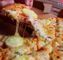 Domino's Pizza Lys Les Lannoy food