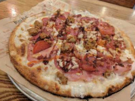 Blaze Pizza food