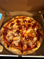 Vito's Pizza food