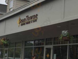 Beantowne Coffee House outside