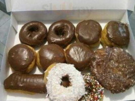 Elite Donuts food