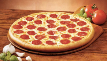 Little Caesars Pizza food