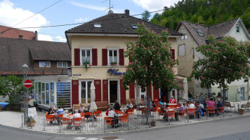 Eiscafe Venezia Oberndorf inside