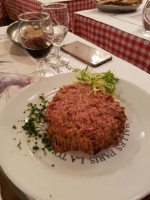 La Tour de Montlhéry – Chez Denise food