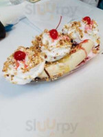 Bay 1 Ice Cream Parlor Sandwich Shop food