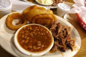 Hendrix Barbecue food