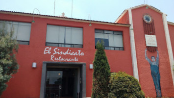 El Sindicato inside