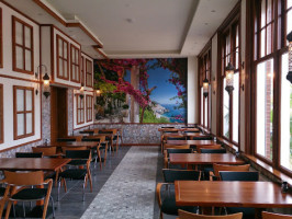 Oba Grandcafe inside