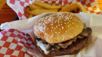 Red Robin Gourmet Burgers food