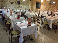 Chez Jean Louis food