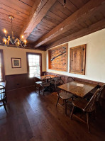 Michie Tavern inside