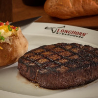 Longhorn Steakhouse food