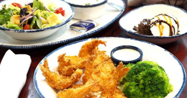 Red Lobster Butler food