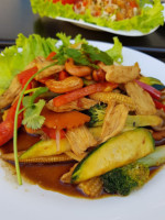 Le Petit Thai food