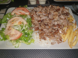 Kebab De La Place food