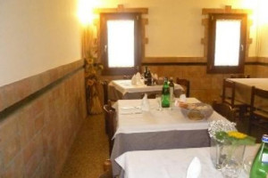 Al Ponte Trattoria food