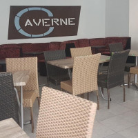 La Caverne inside