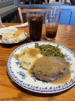 Cracker Barrel Old Country Store outside