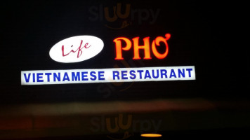 Life Pho inside