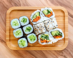 Le Temps D'un Sushi food