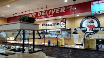 Pizza Inn inside