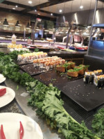 Fusion Buffet food