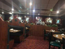 New Peking Restaurant inside