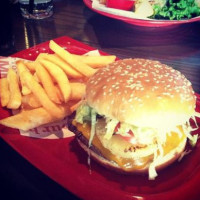 Red Robin Gourmet Burgers And Brews food