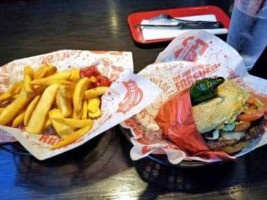 Red Robin Gourmet Burgers And Brews food