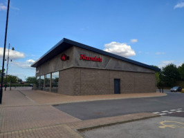 Nando's Hull Kingswood outside