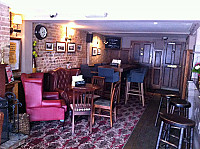 Ye Olde Monken Holt inside