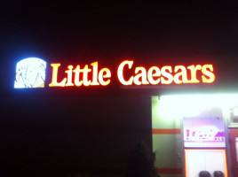 Little Caesars Pizza food