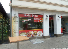 Berlin Döner outside