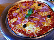 Pizza Roma food