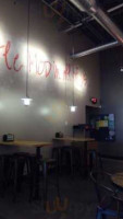 Mod Pizza inside