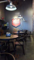 Mod Pizza inside