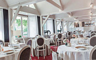 Relais D'aumale food