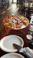 Bella Amici Pizza food