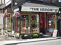 The Veggie Cafe outside