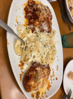 Olive Garden food