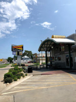 Sonic Drive-in outside