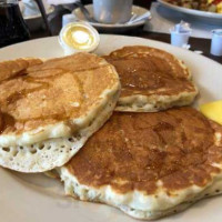 Don Delfi's Pancake House And food