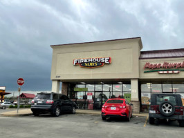 Firehouse Subs Zero Street outside