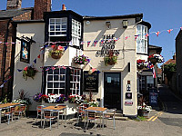 Rose And Crown inside