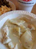 Charlie's Chicken Of Skiatook food