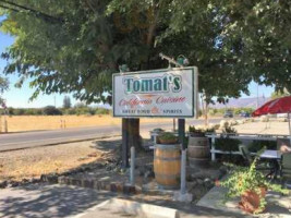 Tomat's California Cuisine outside