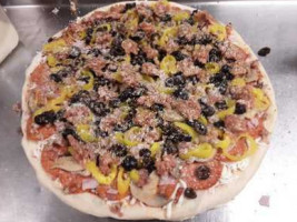 Minuteman Pizza food