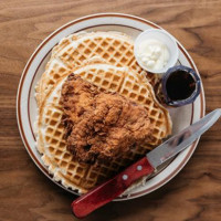 Fat's Chicken Waffles food